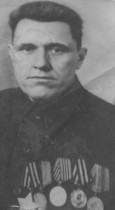 На фото: Алексеев Антон Васильевич