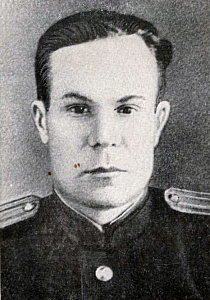 На фото: Духанин Александр Захарович